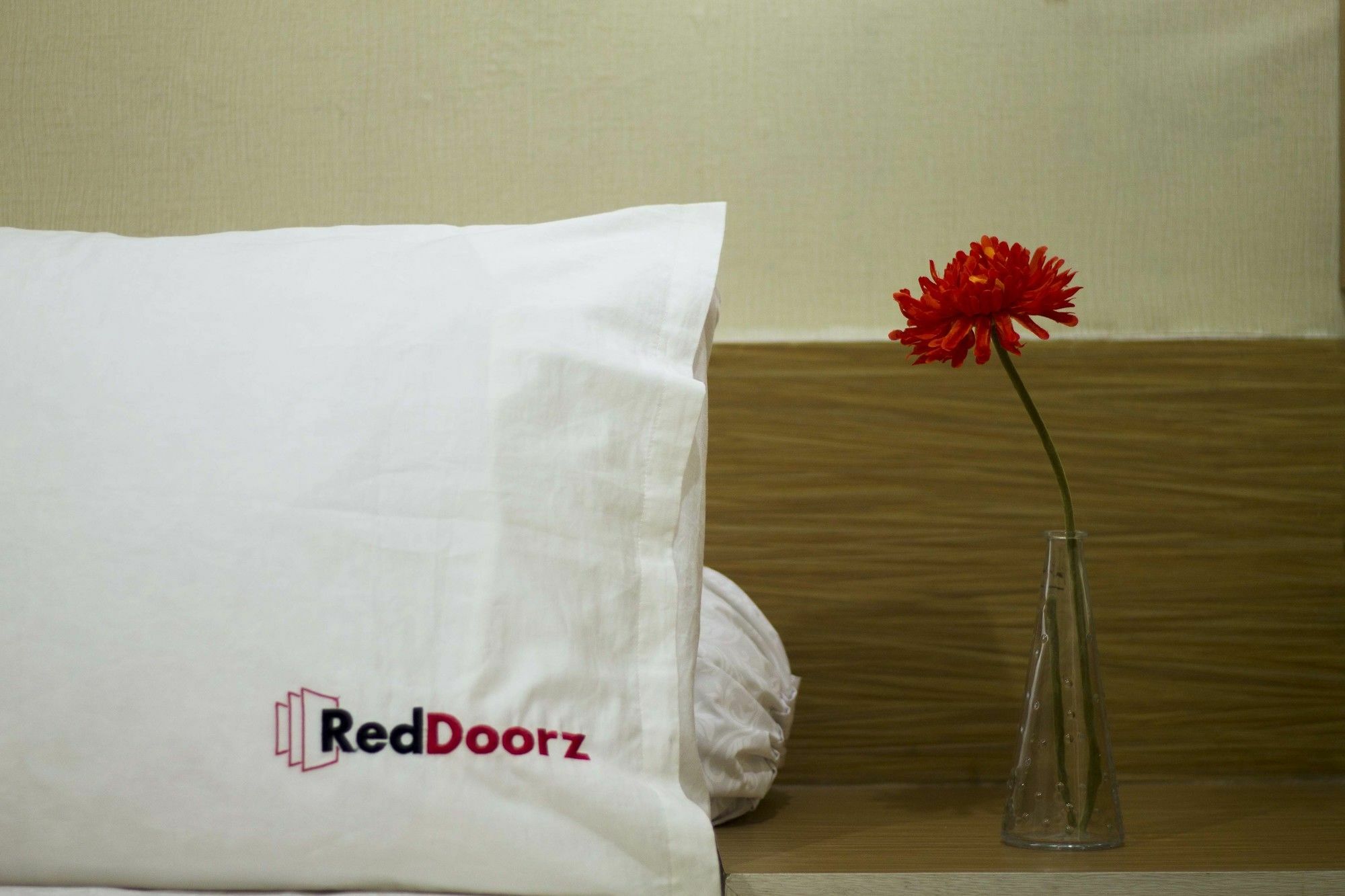 Redliving Apartemen The Suites Metro - Mary Tower E Bandung Exterior foto